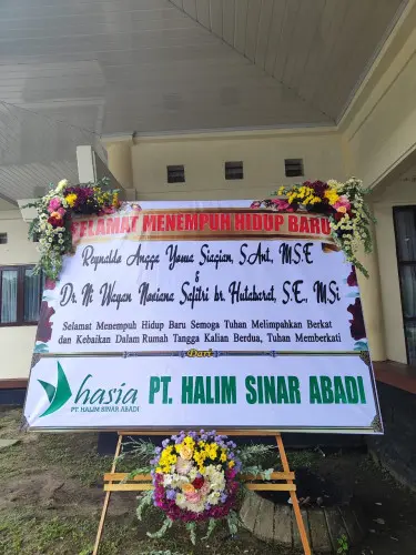 Papan Bunga Pernikahan Palangkaraya di Palangka Raya