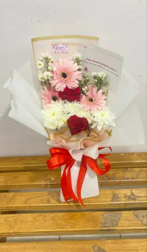 Tersedia Buket Bunga Artifical, Buket Uang & Buket Snack | King Florist di Palangka Raya